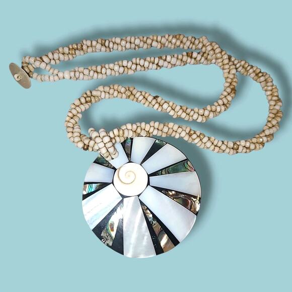 Vintage Statement Necklace Mother of Pearl Abalone Inlay Spiral Shell Pendant - Picture 2 of 7